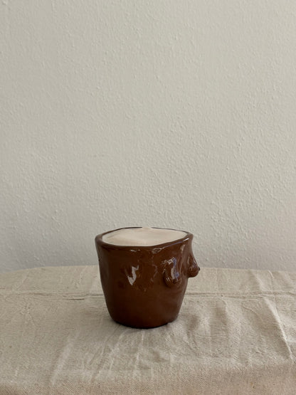 Taza Diosa marrón